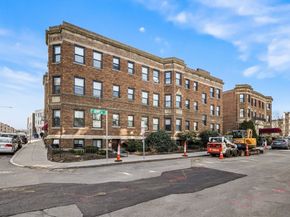 39 Glenville Avenue 71A, Boston MA 02134