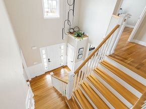 656 Shining Rock Dr, Northbridge MA 01534