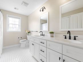 656 Shining Rock Dr, Northbridge MA 01534