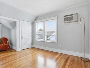 43 Tampa St, Worcester MA 01604