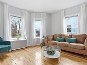 43 Tampa St, Worcester MA 01604