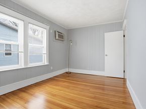 43 Tampa St, Worcester MA 01604