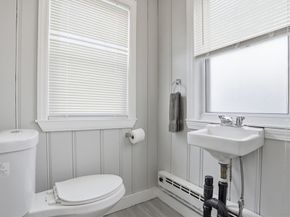 43 Tampa St, Worcester MA 01604