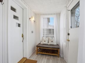 43 Tampa St, Worcester MA 01604
