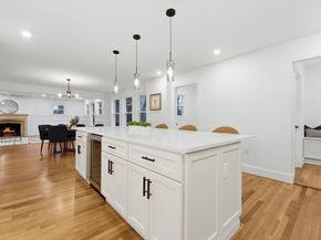 1806 Beacon St, Newton MA 02468
