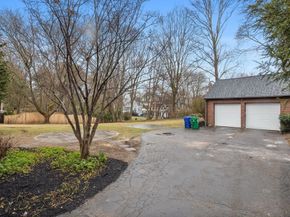 1806 Beacon St, Newton MA 02468