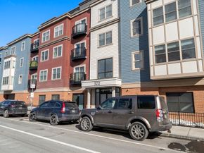 320 Maverick St 209, Boston MA 02128
