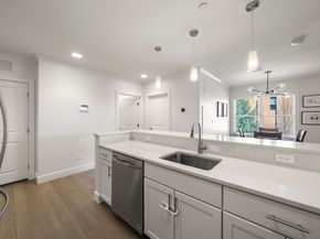 320 Maverick St 209, Boston MA 02128