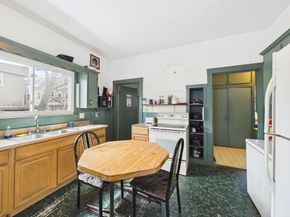 26 South St, Brockton MA 02301