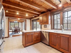 190 Hardwick, Petersham MA 01366