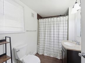 25 East St, Grafton MA 01536