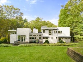 41 Grove Street, Wayland MA 01778