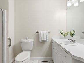 10 Westminster Dr 10, Marlborough MA 01752