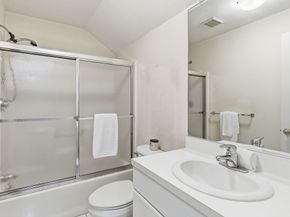 10 Westminster Dr 10, Marlborough MA 01752