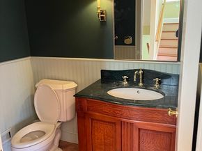 5 Munroe St 5, Newburyport MA 01950