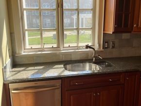 5 Munroe St 5, Newburyport MA 01950