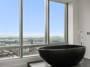 1 Avery PH2B, Boston MA 02111