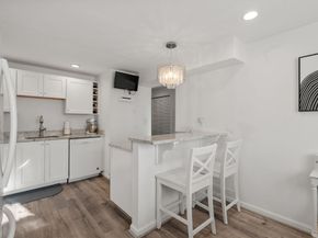 25 Rockland St 5, Boston MA 02132