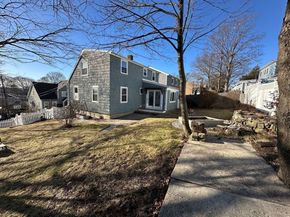 156 Parke Ave, Quincy MA 02171