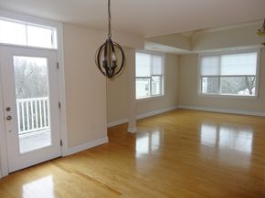 30 Taylor 3011, Reading MA 01867