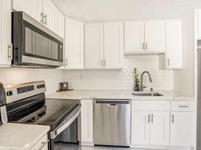 35 Woodway Dr, Shrewsbury MA 01545