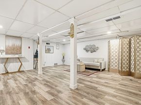 35 Woodway Dr, Shrewsbury MA 01545