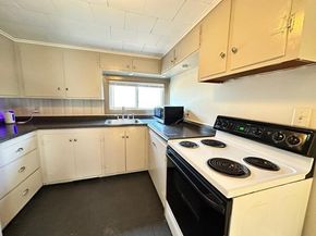 91 W Main St, West Brookfield MA 01585