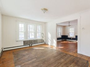 14 Leonard Ln, Holbrook MA 02343