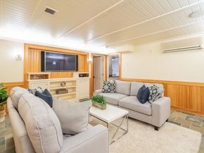 197 Grant St, Lexington MA 02420