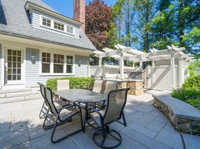 197 Grant St, Lexington MA 02420