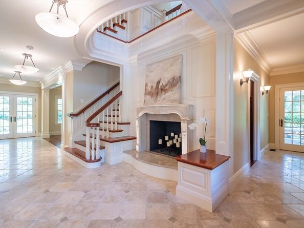 197 Grant St, Lexington MA 02420