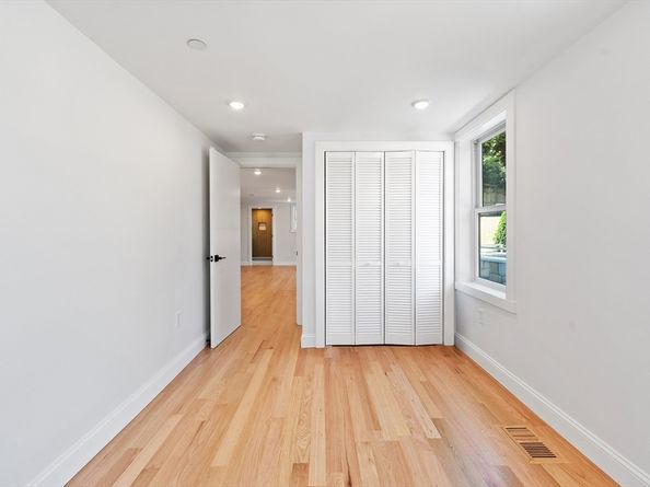 290 Washington A, Marblehead MA 01945