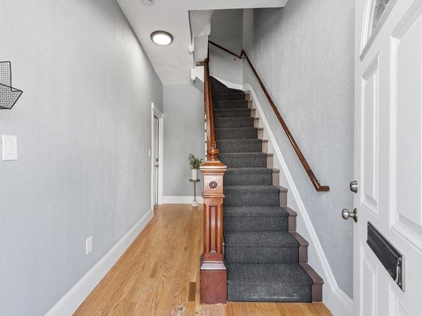 17 Buckingham Street 2, Somerville MA 02143