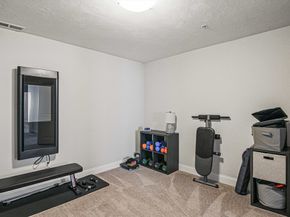 831 Ledgewood Way 831, Clinton MA 01510