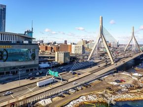 100 Lovejoy Wharf 4H, Boston MA 02114