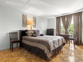 33 Pond Ave 603, Brookline MA 02445