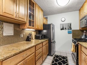 33 Pond Ave 603, Brookline MA 02445