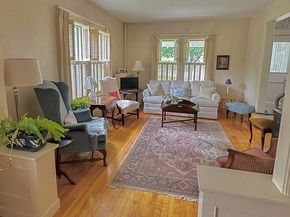 169 Whitmarsh Ave, Worcester MA 01606