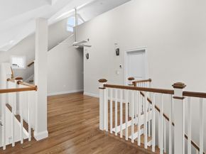 17 Courtyard Place 17, Reading MA 01867