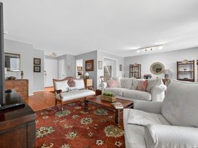 280 Boylston St 503, Newton MA 02467