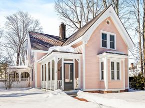 32 Thoreau Street 32, Concord MA 01742