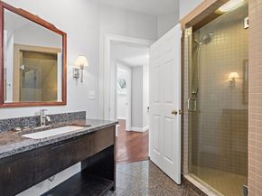 32 Thoreau Street 32, Concord MA 01742