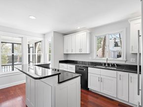 32 Thoreau Street 32, Concord MA 01742