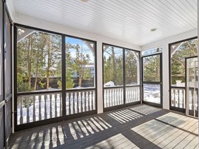 32 Thoreau Street 32, Concord MA 01742