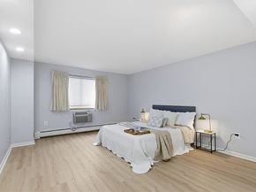 131 Coolidge Avenue 122, Watertown MA 02472