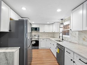 198 Uxbridge Rd, Sutton MA 01590