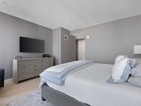 135 Seaport Blvd 1902, Boston MA 02210