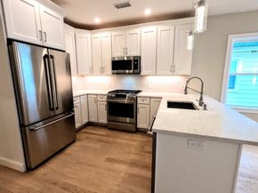 105 Neponset Ave. 105, Boston MA 02131