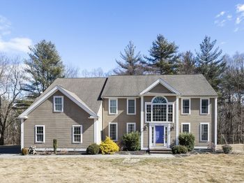 108 Waterford Dr