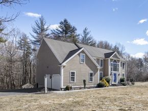 108 Waterford Dr, Hanover MA 02339